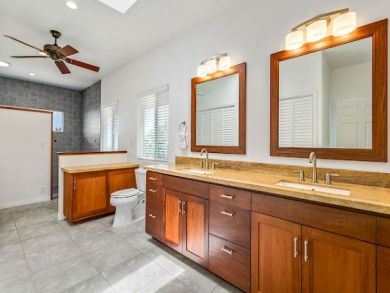 Spacious Bathroom